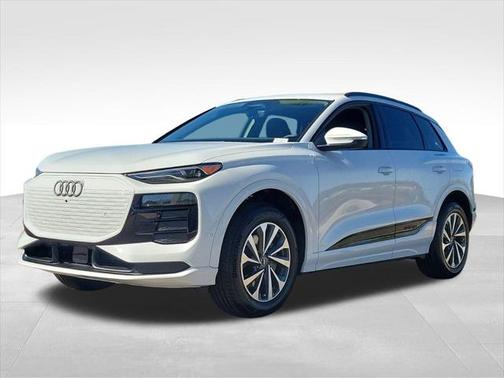 2025 Audi Q6 e-tron Premium quattro