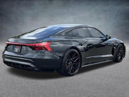 Mythos Black Metallic 2023 Audi RS e-tron GT quattro