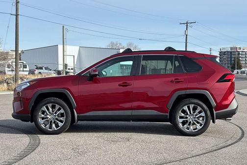 2020 Toyota RAV4 XLE Premium