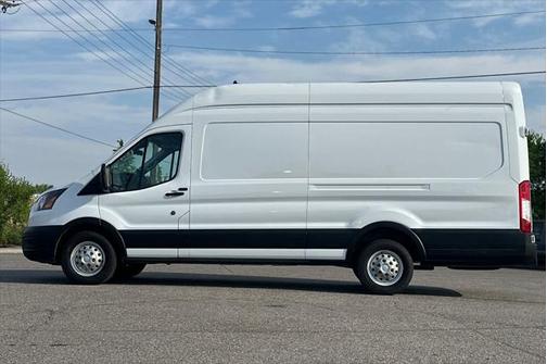 2022 Ford Transit-350 Base