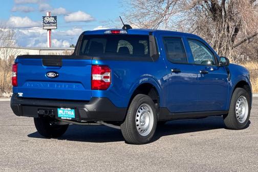 2025 Ford Maverick XL
