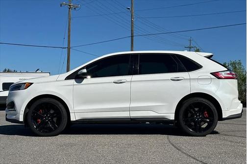 2020 Ford Edge ST
