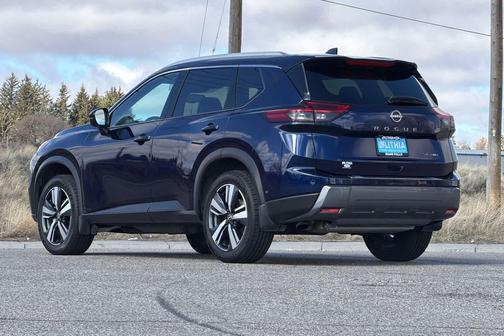 2024 Nissan Rogue SL