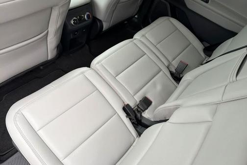 2026 Ford Explorer Active (200A)