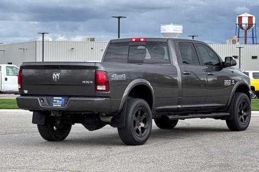2018 RAM 2500 Laramie Crew Cab 4x4 8' Box