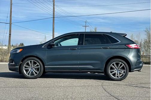 2019 Ford Edge Titanium