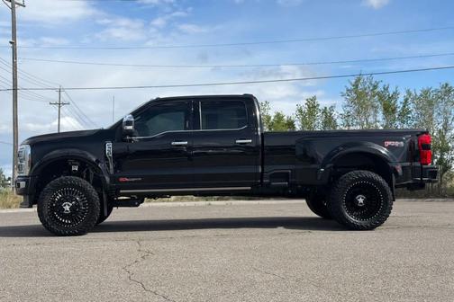 Agate Black Metallic 2024 Ford F-450 Limited