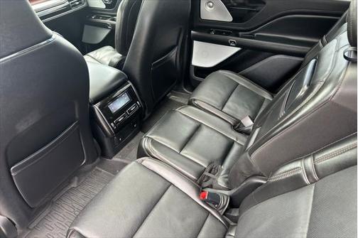 2022 Lincoln Aviator Reserve AWD