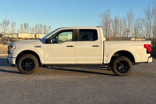 2025 Ford F-150 Lightning XLT