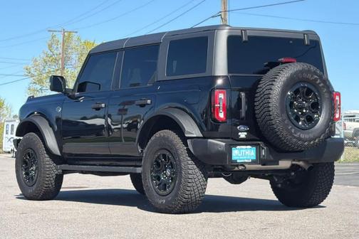 Shadow Black 2024 Ford Bronco Wildtrak