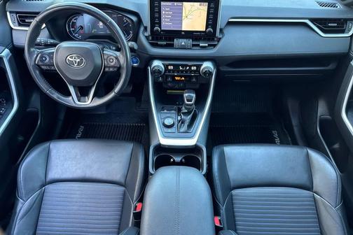 2021 Toyota RAV4 Hybrid SE