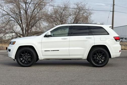 2020 Jeep Grand Cherokee Altitude