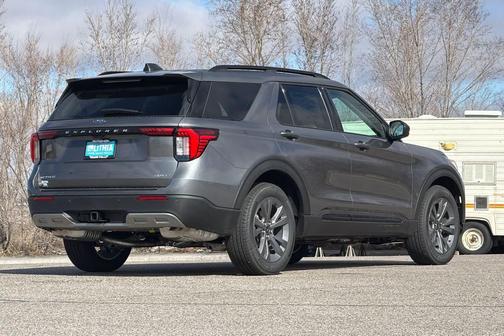 2026 Ford Explorer Active w/200A Pkg