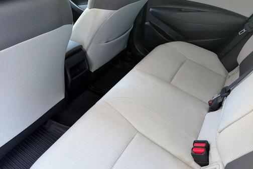 Classic Silver Metallic 2021 Toyota Corolla Hybrid LE