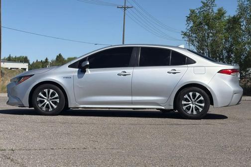 Classic Silver Metallic 2021 Toyota Corolla Hybrid LE