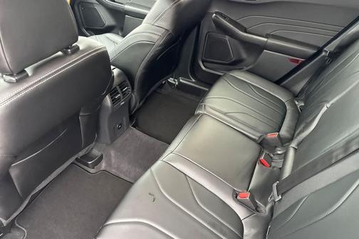 2026 Ford Escape Platinum