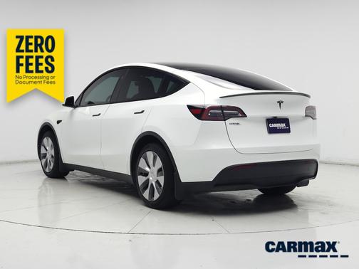 White 2023 Tesla Model Y