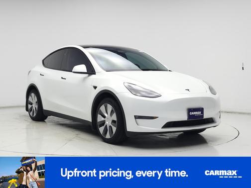 White 2023 Tesla Model Y