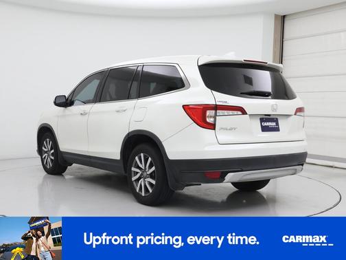 White 2019 Honda Pilot EX