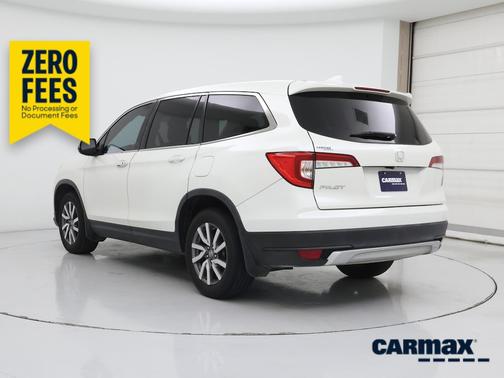 White 2019 Honda Pilot EX