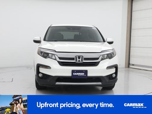 White 2019 Honda Pilot EX