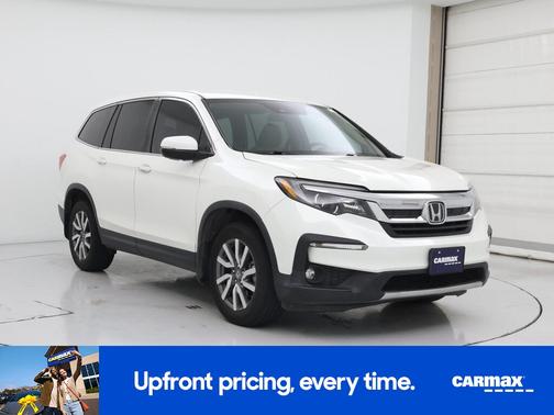 White 2019 Honda Pilot EX