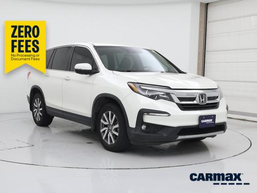 White 2019 Honda Pilot EX