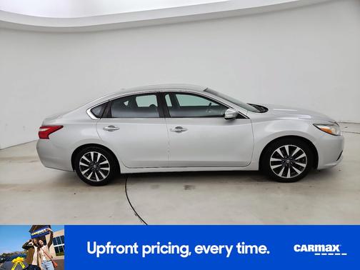 Silver 2017 Nissan Altima SL