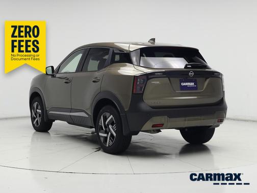Brown 2025 Nissan Kicks SV