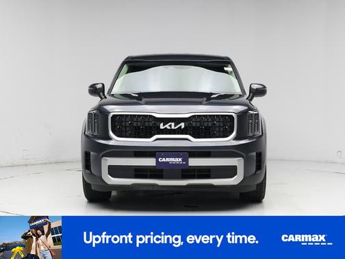 Gray 2023 Kia Telluride LX