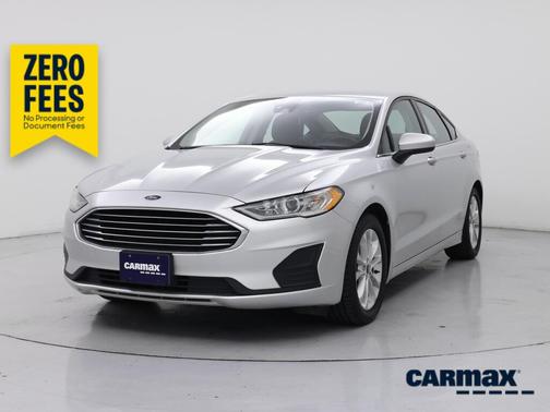 Silver 2019 Ford Fusion SE