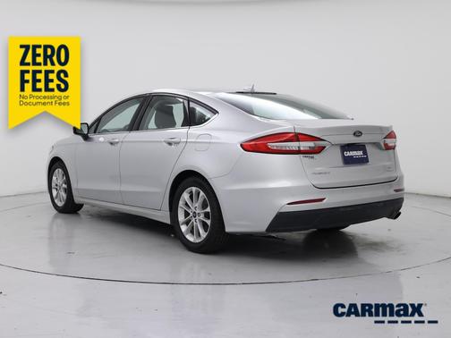 Silver 2019 Ford Fusion SE