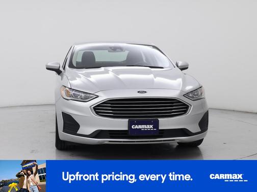 Silver 2019 Ford Fusion SE