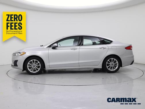 Silver 2019 Ford Fusion SE