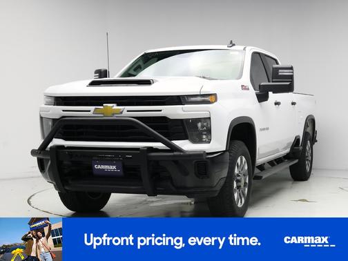 White 2024 Chevrolet Silverado 2500 Custom