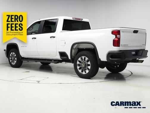 White 2024 Chevrolet Silverado 2500 Custom