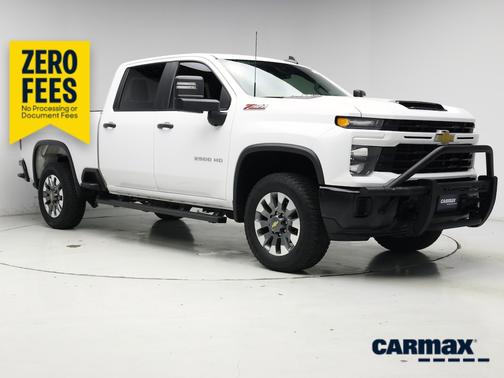 White 2024 Chevrolet Silverado 2500 Custom