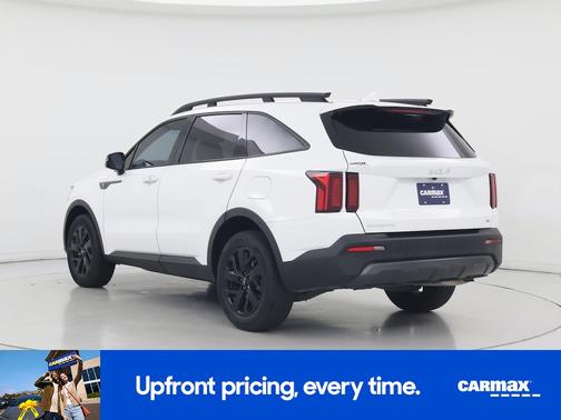 White 2023 Kia Sorento X-Line S
