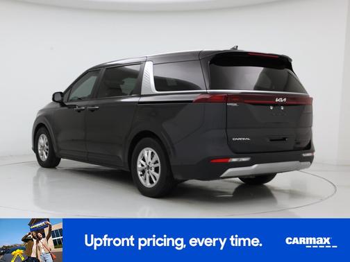 2023 Kia Carnival LX
