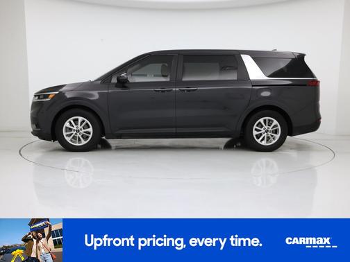 2023 Kia Carnival LX