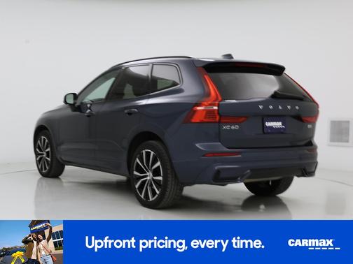 2024 Volvo XC60 B5 Plus Dark Theme