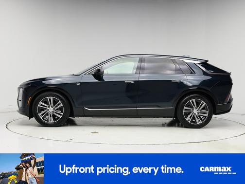 2024 Cadillac LYRIQ Luxury 2