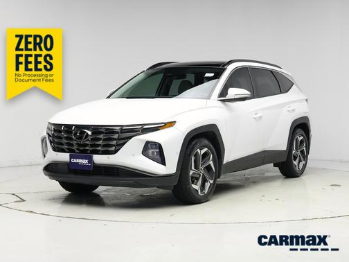 White 2022 Hyundai TUCSON Limited