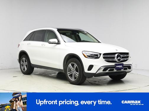 White 2022 Mercedes-Benz GLC 300