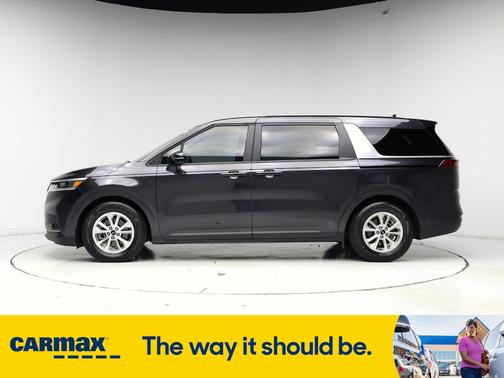 2022 Kia Carnival LXS