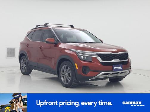 Orange 2023 Kia Seltos S