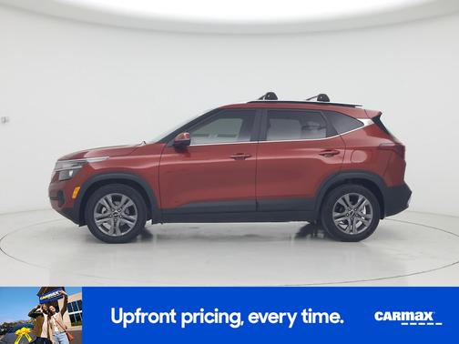 Orange 2023 Kia Seltos S