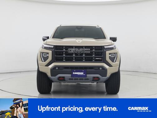 2023 GMC Canyon AT4