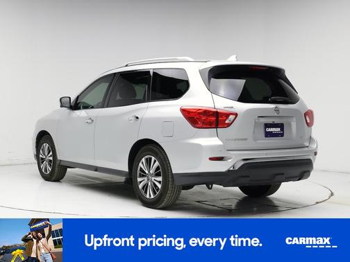 2019 Nissan Pathfinder SL