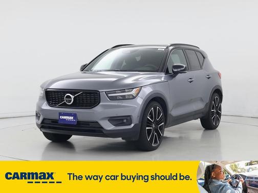 2019 Volvo XC40 T5 R-Design